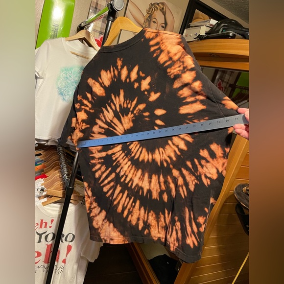 Nirvana, custom one of one reverse dye - Picture 6 of 6